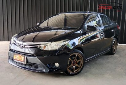 Toyota​ Vios 1.5E ปี2014  สีดำ