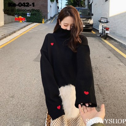 [พร้อมส่ง] [Kn-042-1] เสื้อไหมพรมคอเต่าสีดำ แต่งลายรูปหัวใจเล็กๆน่ารัก ผ้าหนากันหนาวอย่างดี