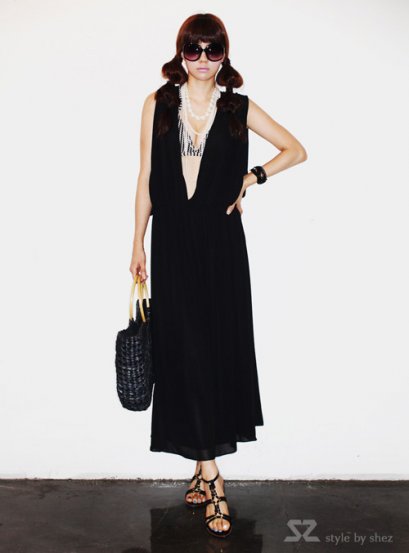  [[*พร้อมส่ง F]] [SZ-9291] SZ++แม๊กซี่เดรส++แม๊กซี่เดรสผ้าซีฟองสีดำ หน้าอกเว้าลึก กระโปรงพริ้วยาวค่ะ(รุ่นSZ2246)