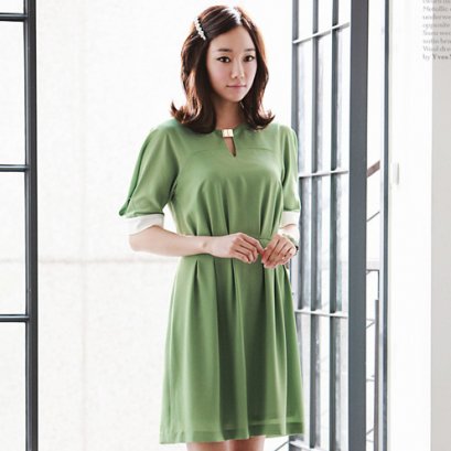  [[*พร้อมส่ง M L ]] [Do-445] Domeya ++เดรส++ เดรสแขนสามส่วนสีเขียว