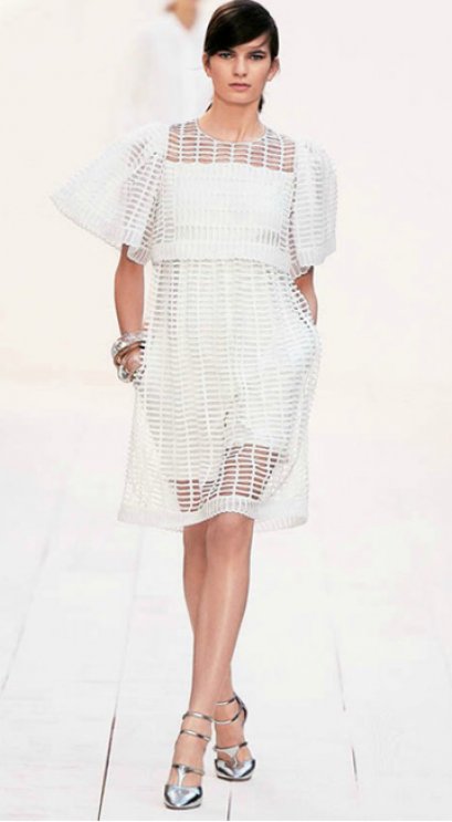  [[*พร้อมส่ง S M ]] [เดรส] [Do-542] Domyea++เดรส++เดรสสีขาวแขนกว้างสไตล์ชิคๆ