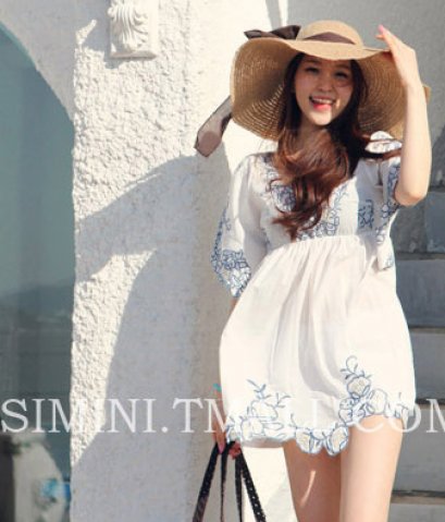  [[*พร้อมส่ง F]] [Ou-048] Ousimini++เดรส++เดรสสีขาวลายเส้นสีน้ำเงิน เอวยืดแขนระบายค่ะ