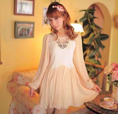  [[*พร้อมส่ง F]] [PH-010] Prince Home++เดรส++เดรสสีส้มผ้าพรีทอัดกรีบ แขนพอง ลำตัวเสื้อสีขาวเข้ารูปติดกับกระโปรงพรีทสั้นค่ะ