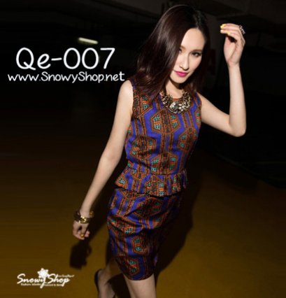  [[*พร้อมส่ง F]] [Qe-007] Queen.zz++เดรส++เดรสสีขาวลายกราฟฟิคสีน้ำเงิน กระโปรงสั้น