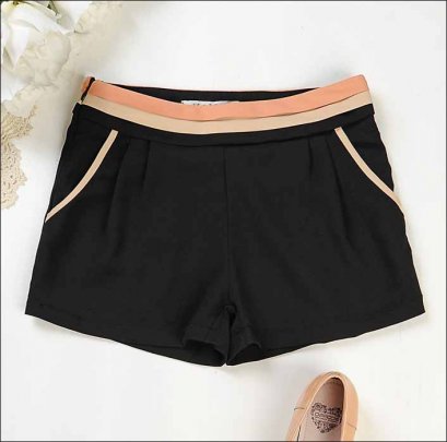 [[*พร้อมส่ง XL]] [Qi-151-1] Qian Qian++กางเกง++กางเกงขาสั้นสีดำลายแถบ