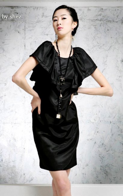      [[*พร้อมส่ง S]] [Sz-1391 SZ++เดรส++เดรสผ้าไหมซาตินพริ้วบาง แขนกว้างระบายๆค่ะ กระโปรงเข้ารูป 