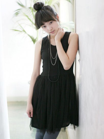  [[*พร้อมส่ง F]] [SZ-1517] SZ++เดรส++เดรสสีดำแขนกุดเสื้อต่อกับ กระโปรงผ้าตาข่ายสีดำค่ะ(รุ่นgy0106)