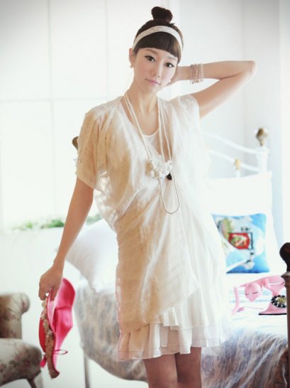  [[*พร้อมส่ง F]] [SZ-1546] SZ++เสื้อ++เสื้อสีขาวตัวยาว แขนสั้น กระดุมหน้า ผ้าฝ้ายนิ่มลายตารางค่ะ