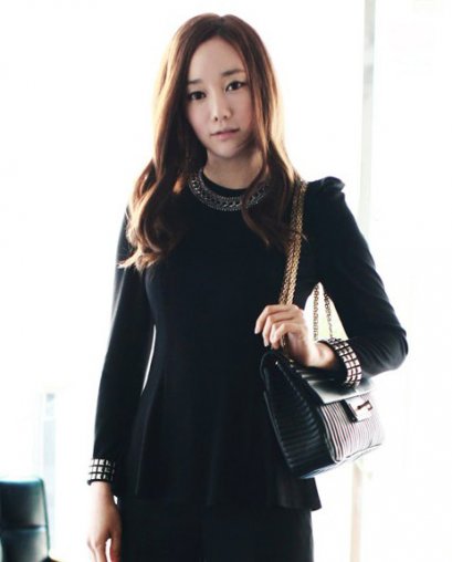  [[*พร้อมส่ง S]] [SZ-1783] SZ++เสื้อ++เสื้อสีดำไหล่ตั้งแขนยาว ปลายเสื้อบานออกสวยๆค่ะ