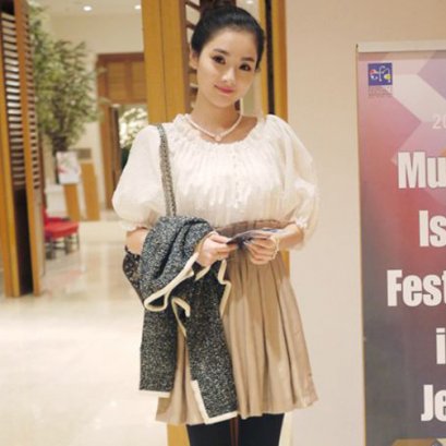  [[*พร้อมส่ง F]] [SZ-8196] BestShez++เดรส++เดรสสีขาวกระโปรงน้ำตาลมีซับในให้พร้อมเชือกผูกเอวค่ะ