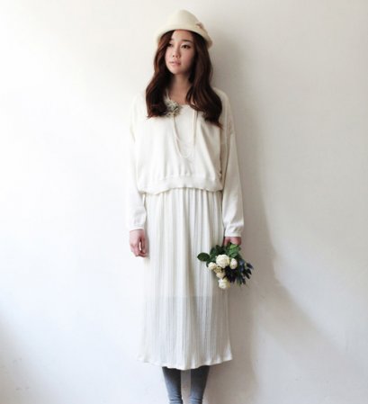  [[*พร้อมส่ง F]] [SZ-9452] SZ++เดรส++เดรสสีขาวเสื้อแขนสั้น เอวจั๊มกระโปรงอัดพรีทสีขาวยาวค่ะ