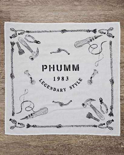 ผ้าพันคอ Bandana สีขาว