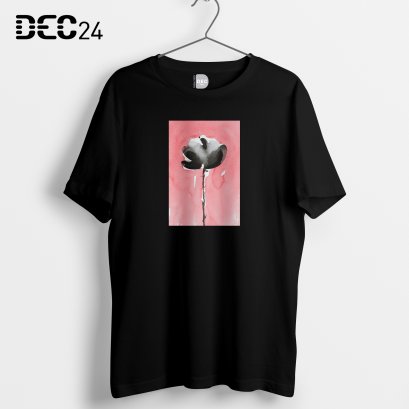 เสื้อยืดดำลายกุหลาบ