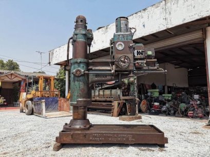 เครื่องสว่านเรเดียลงานยุโรป FRED TOWN &amp; SONG ENGLAND  แขน 1500 mm ระบบไฟ 380V เครื่องเดินทำงานได้ปกติ น้ำหนักเครื่องร่วม 4 ตัน (เฟืองเกียร์มีเสียงดัง)