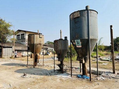 ไซโลผสมอาหารสัตว์ ขนาด 300 / 500 / 1000 KG 