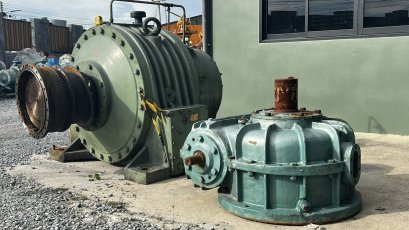 หัวเกียร์ทดขนาดใหญ่ Made in TAIWAN  Worm Gear Reducer แบบเพลาหงาย อัตราทด 1 : 63 / เพลาออกโต 5” / ใช้กับมอเตอร์ 40-75 HP Planetary Gear Reducer แบบขาตั้งเพลาตรง ขนาดบิ้กไซด์ Heavy Duty อัตราทด 1 : 63 / เพลาออกโต 10” / ใช้กับมอเตอร์ 220-300 HP
