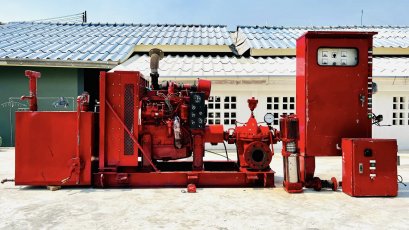 ชุดปั้มน้ำดับเพลิง SPP PUMP ENGLAND เครื่องยนต์ดีเซล Cummins ดีเซล 4 สูบ / Splitcase pump 5”- 4” / GPM : 500 / PSI MAX : 160 / เครื่องฟิตปั้มหมุนใช้งานได้ตามปกติ พร้อมอุปกรณ์ติดเครื่องมาตามภาพประกอบ (แบทเตอรี่ใช้ในการทดลองไม่ได้ให้นะครับ)