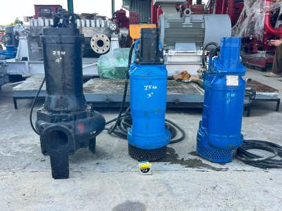 ปั้มจุ่มแช่ไดโว่(Submersible) Tsurumi & Ebara Japan  380V เข้ามา 3 ตัว