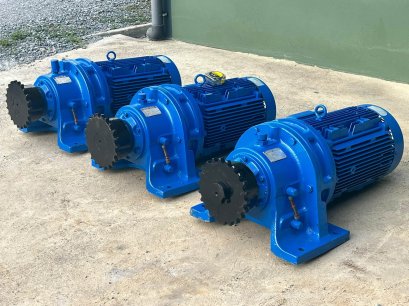 มอเตอร์เกียร์ทดกำลังญี่ปุ่น SUMITOMO JAPAN ขนาด 15 HP อัตราทด 1 : 17 ( 85 rpm ) 380Vเข้ามา 3 ตัว
