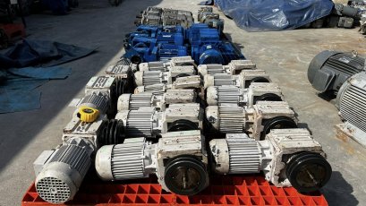 มอเตอร์เกียร์ทดกำลัง ABM &amp; LENZE &amp; WATT งานยุโรปของ GERMANY ขนาด 1/2 - 3 HP ระบบไฟ 380V