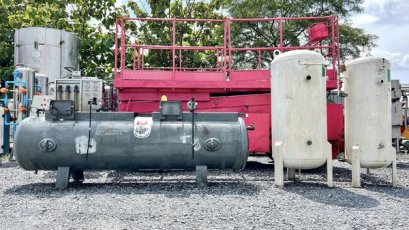 ถังพักลมเข้าใหม่ ถังพักลม Press : 10 bar เข้ามา 3 ใบ สภาพสวยพร้อมใช้