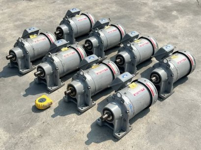 มอเตอร์เกียร์ทดกำลังญี่ปุ่น Mitsubishi Cyclo drive ขนาด 1/2 HP 1 : 11 380V