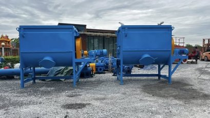 ถังกวนผสมแนวนอน แบบ 2 ชั้น ขนาด 1 ton (1000 kg) มีระบบสตีมให้ความร้อน / ใบกวนแบบริบบอน / เกียร์ต้นกำลัง 7.5 HP 380V
