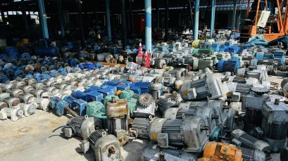 มอเตอร์ไฟฟ้ากำลัง THREE PHASE INDUCTION MOTOR ตั้งแต่ขนาด 10 - 220 HP