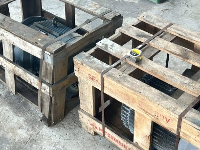 มอเตอร์ไฟฟ้ากำลังของใหม่เก็บสแป ABB & MITSUBISHI 380Vของใหม่เก็บสแปยังไม่ได้ใช้งาน เข้ามา 2 ตัว