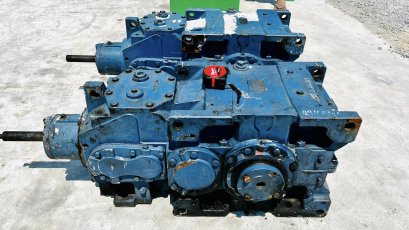 เกียร์บ้อคงานญี่ปุ่น(GEAR_BOX) SUMITOMO PARAMAX JAPAN  อัตราทด 1 : 20 (75 rpm) ใช้กับมอเตอร์ 75-100 HP เพลาออกโต 115 mm หมุนนิ่มพร้อมใช้