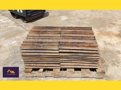 แผ่นแทรคแท้ KOMATSU PC120