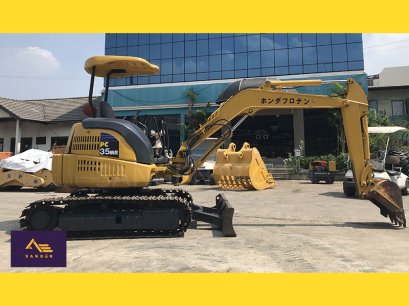 KOMATSU PC35MR-1