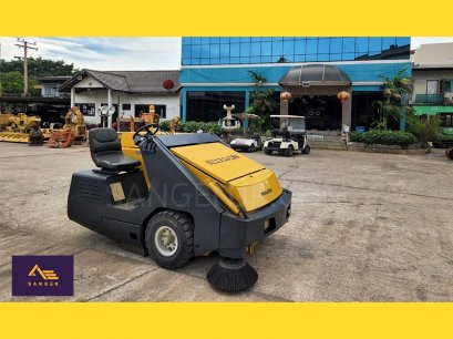 รถกวาดถนนมือสอง SWEEPER