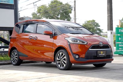 TOYOTA SIENTA V 1.5AT 2018