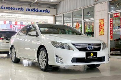 TOYOTA CAMRY HYBRID 2.5 AT 2013