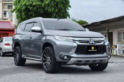 MITSUBISHI PAJERO GT-PREMIUM 4WD 2015