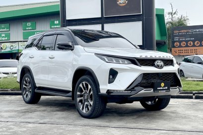 TOYOTA FORTUNER LEGENDER 2.4 AT 2WD 2024