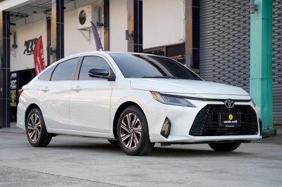 TOYOTA YARIS ATIV PREMIUM LUXURY 1.2 AT 2023