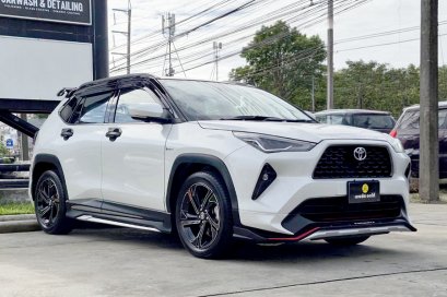 TOYOTA YARIS CROSS HEV PREMIUM 1.5 AT 2024