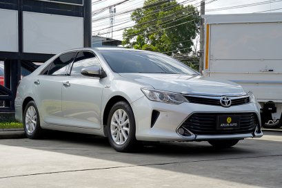 TOYOTA CAMRY G 2.0 AT 2017