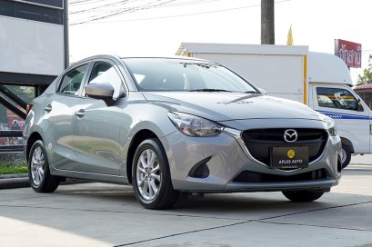 MAZDA 2 HIGH SEDAN 1.3 AT 2015