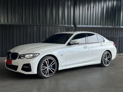 BMW 330e M Sport 2023