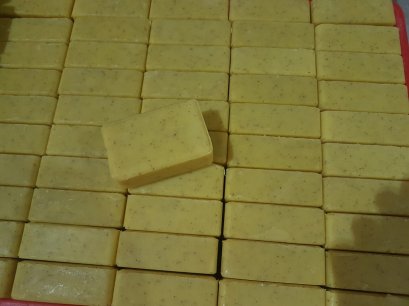 สบู่โสมขมิ้นป้องกันสิว ผิวนุ่มชุ่มชื่น