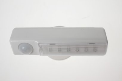 อุปกรณ์ตรวจจับความเคลื่อนไหวพร้อมหลลอดไฟ