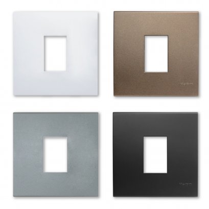 แผงหน้ากาก 1 ช่อง (Square) รุ่นควอทโทร