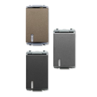 สวิตช์ทางเดียว 1 ช่อง มีสัญญาณไฟ LED สีฟ้า รุ่นควอทโทร