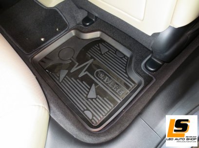 การเลือกถาดปูพื้นรถยนต์ให้เหมาะสมกับการใช้งานที่สุด