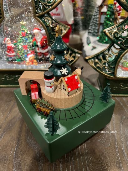 กล่องดนตรีไม้