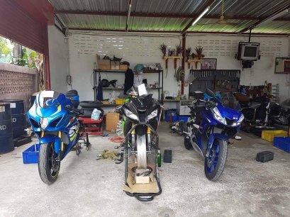 3 ยี่ห้อ 3 สไตล์