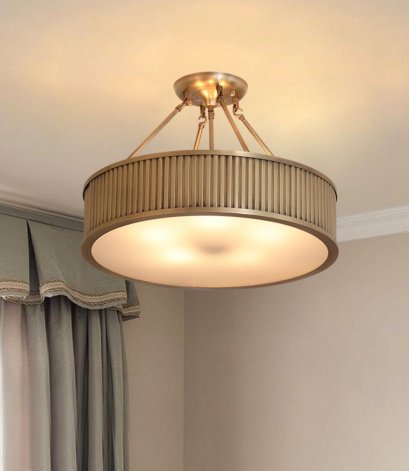 BRASS LAMP DECORATED